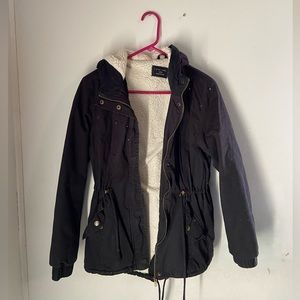 Love Tree black faux fur lightweight jacket